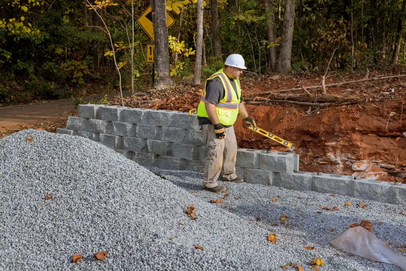 Landscaping Retaining Walls in Elizabethtown, KY - Village Green Landscaping Landscaping Retaining Walls in Elizabethtown, KY